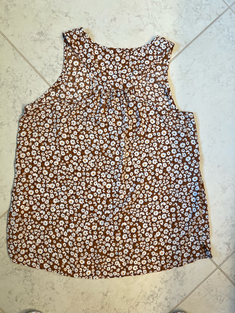 CAbi Brown Floral Lark Racer Back Tank Top, Button Up, Style #4358 - Picture 4 of 11